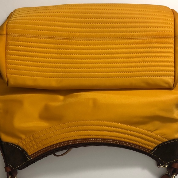 Dooney & Bourke Nylon Yellow Shoulder Bag Large - Picture 3 of 16